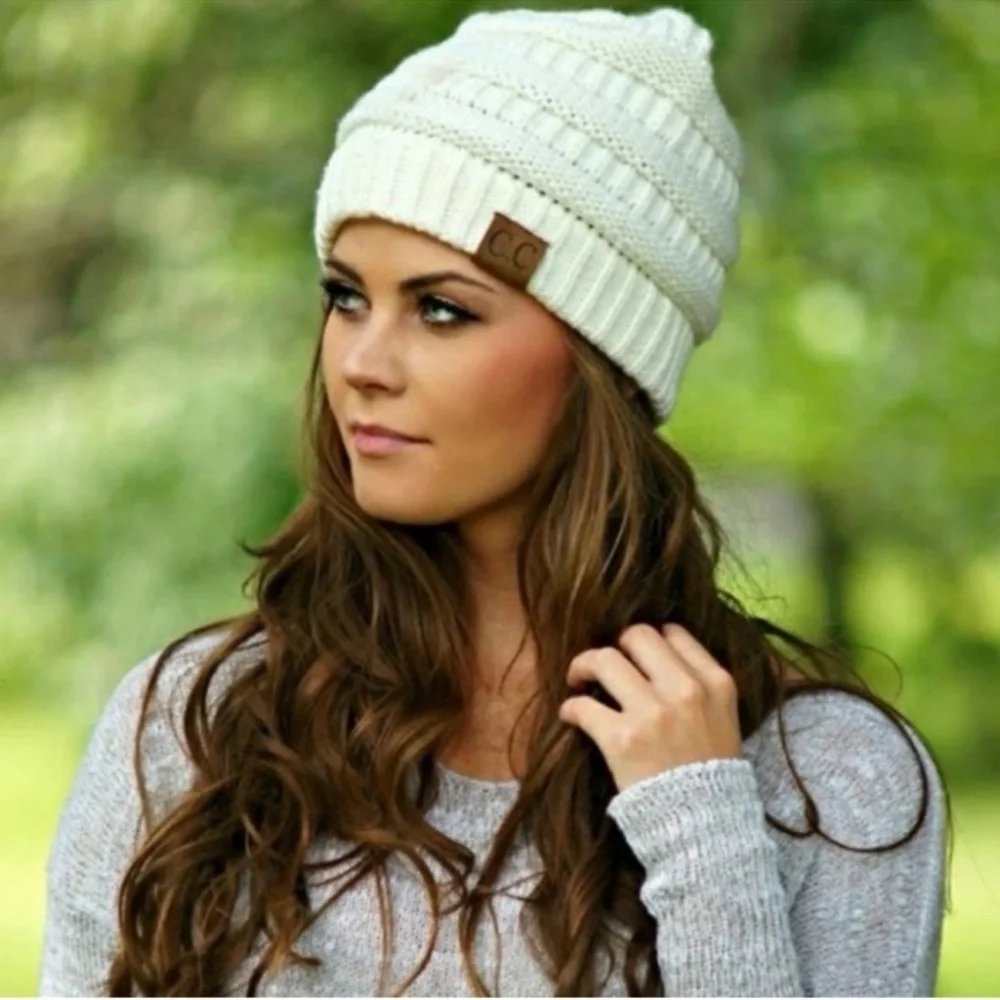 Cream Knit Beanie - Picture 1 of 4